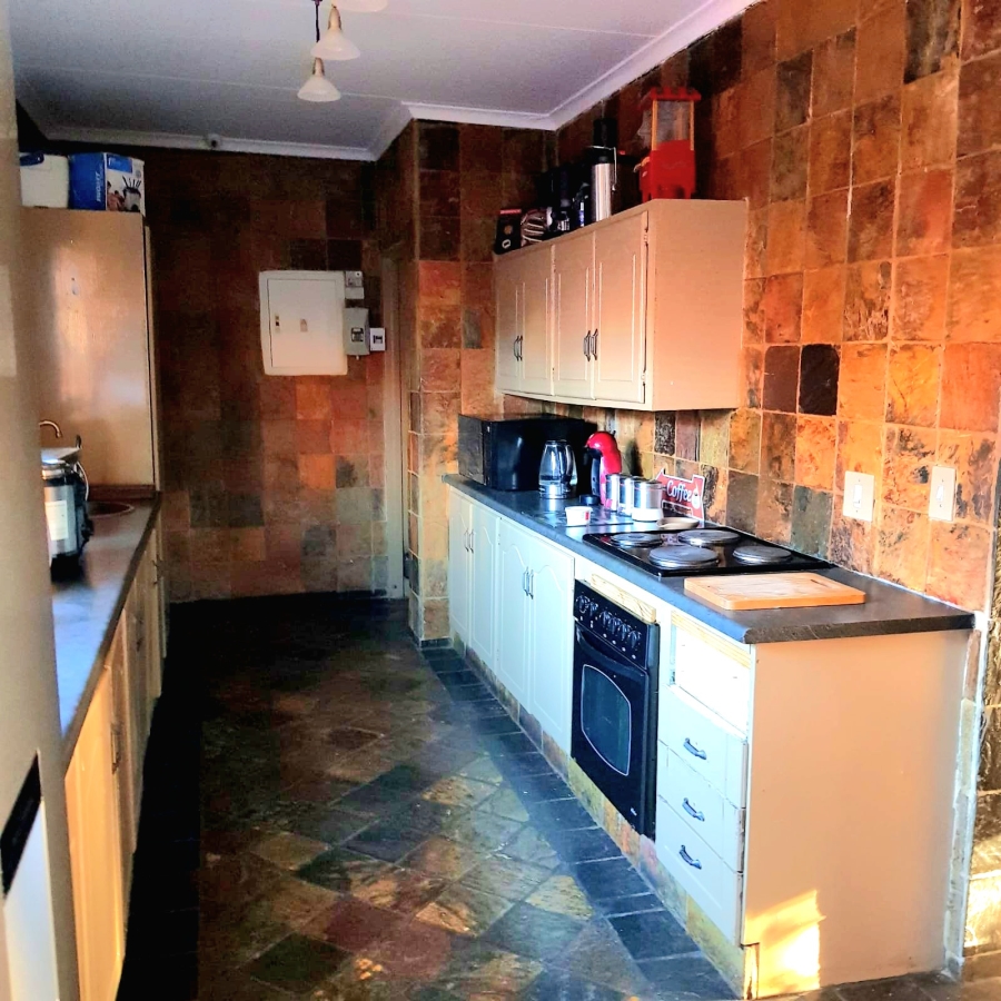 4 Bedroom Property for Sale in Geelhoutpark North West